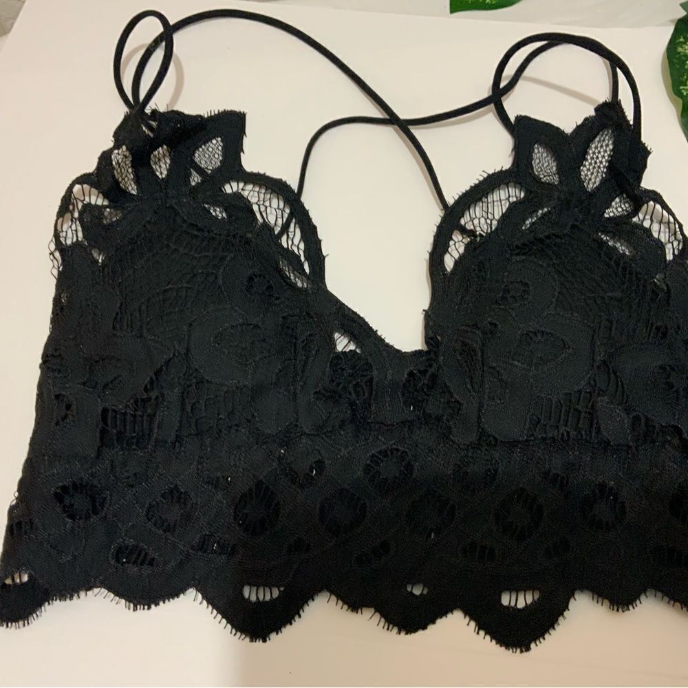 NEW Rue21 True Black floral flower lacy detail bralette bra tank S